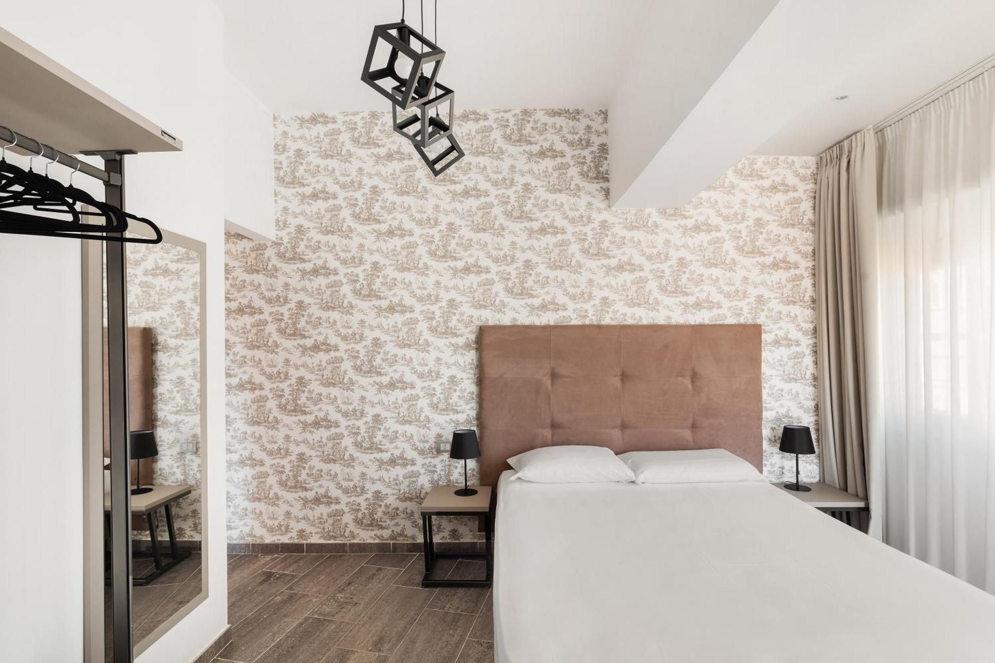Adelante Rooms San Giovanni Roma Esterno foto