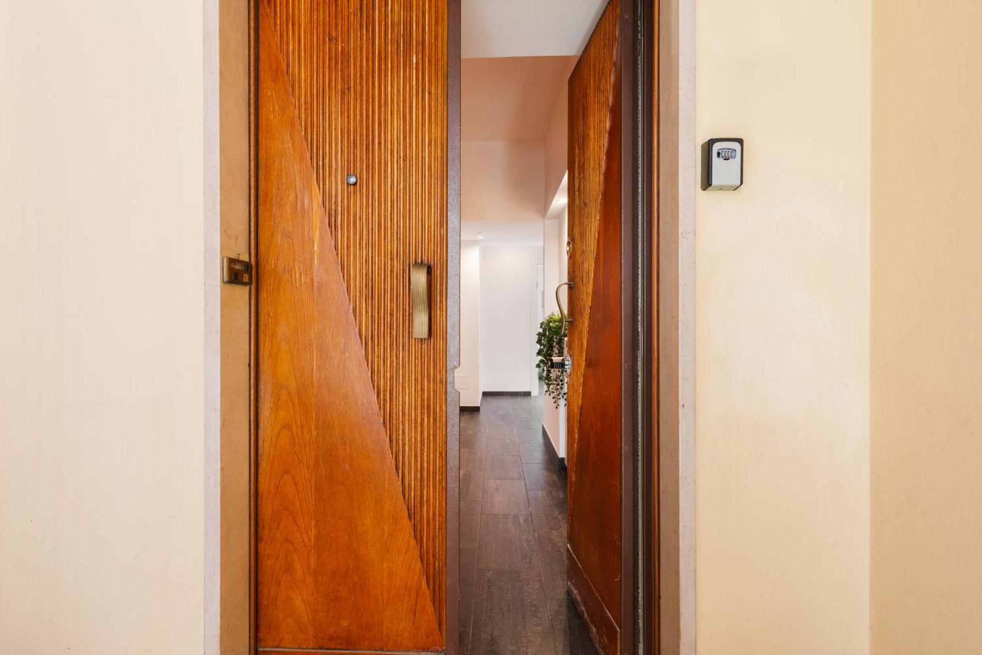 Adelante Rooms San Giovanni Roma Esterno foto